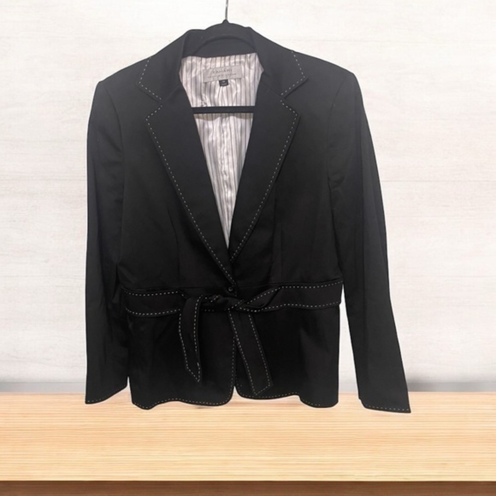 TAHARI Tailored Blazer with Notched Lapels